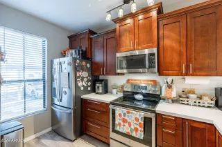 Photo #1: 6770181 Listing 