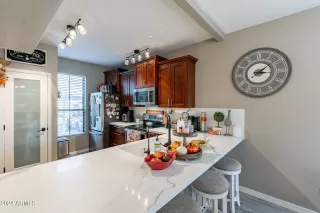 Photo #4: 6770181 Listing 