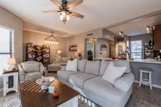 Photo #6: 6770181 Listing 