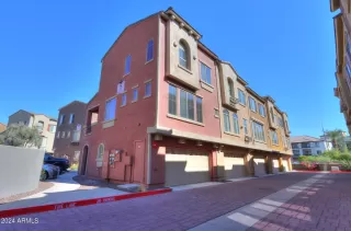 Photo #5: 6770220 Listing 