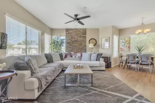 Photo #4: 6770224 Listing 