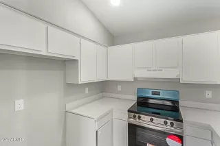 Photo #5: 6770235 Listing 