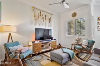 Photo #6: 6770401 Listing 