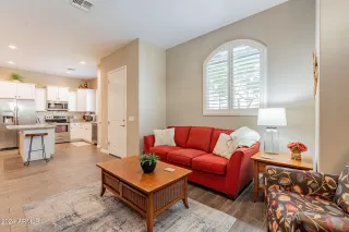 Photo #2: 6770566 Listing 