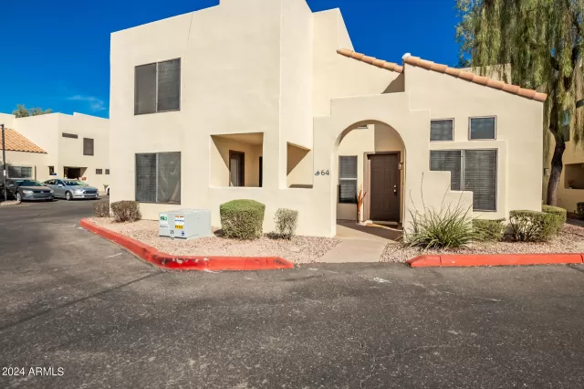 MLS: 6770806 Condo For Sale