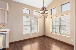 Photo #6: 6770806 Listing 