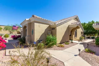 Photo #4: 6771633 Listing