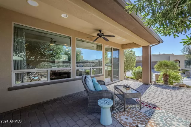 MLS: 6772374 Condo For Sale