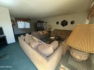 Photo #2: 6773081 Listing