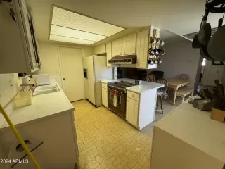 Photo #4: 6773081 Listing