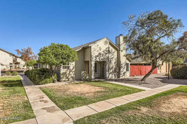 MLS: 6773170 Condo For Sale