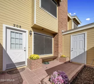 Photo #1: 6773203 Listing 