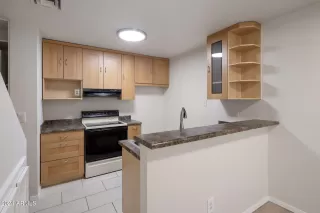 Photo #3: 6773203 Listing 