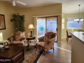 Photo #2: 6773579 Listing