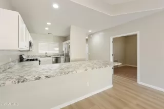 Photo #1: 6773731 Listing