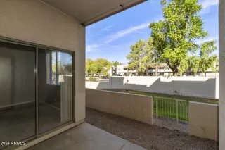 Photo #6: 6773731 Listing