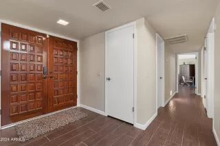 Photo #5: 6773952 Listing