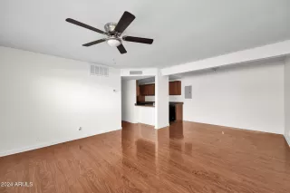 Photo #1: 6774182 Listing