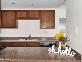 Photo #3: 6774182 Listing