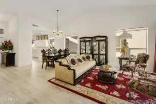 Photo #3: 6774537 Listing 