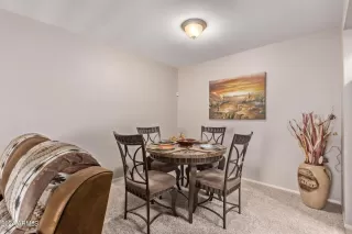 Photo #4: 6774669 Listing