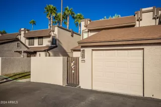 Photo #3: 6774767 Listing