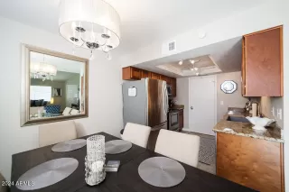 Photo #4: 6774870 Listing 