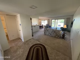 Photo #6: 6775278 Listing