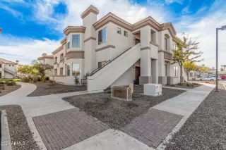 Photo #1: 6775409 Listing