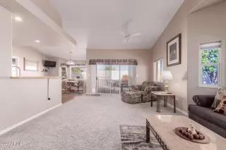 Photo #4: 6775674 Listing