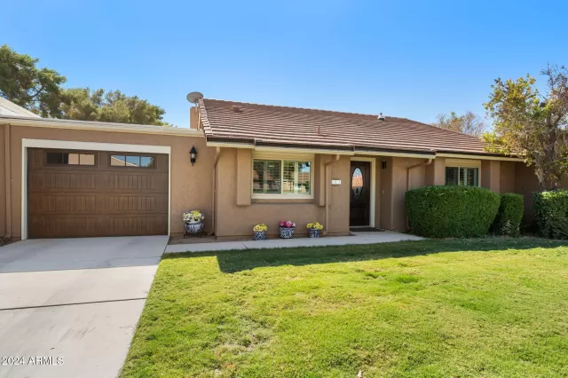 MLS: 6775824 Condo For Sale