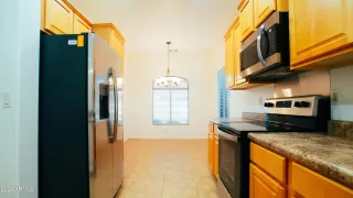 Photo #4: 6775973 Listing