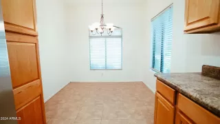 Photo #6: 6775973 Listing