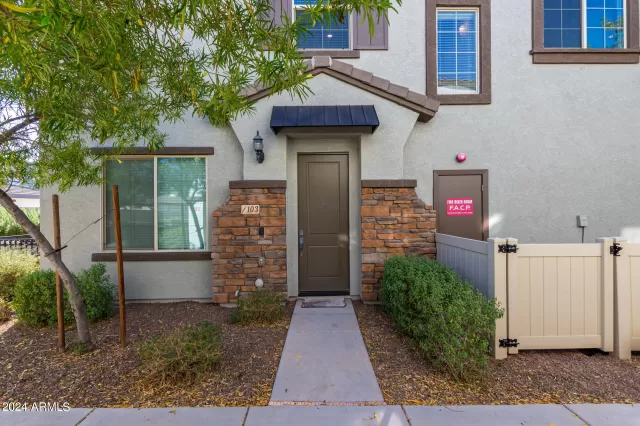 MLS: 6776091 Condo For Sale