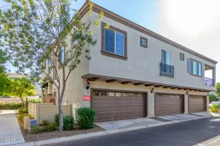 Photo #4: 6776091 Listing 