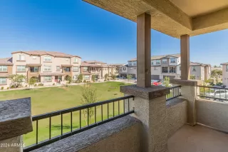 Photo #2: 6776170 Listing 