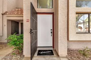 Photo #2: 6776209 Listing 
