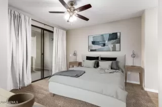 Photo #2: 6776266 Listing