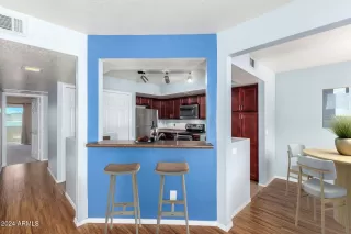 Photo #3: 6776527 Listing