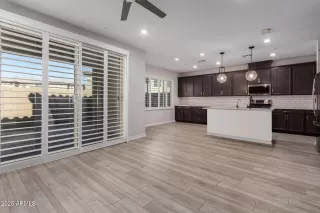 Photo #3: 6776999 Listing 