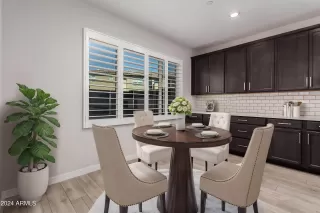 Photo #4: 6776999 Listing 