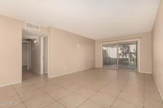 Photo #4: 6777205 Listing 