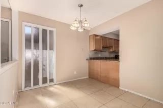 Photo #6: 6777205 Listing 