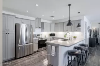 Photo #4: 6777738 Listing