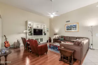 Photo #5: 6777975 Listing 