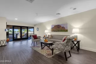 Photo #2: 6778067 Listing