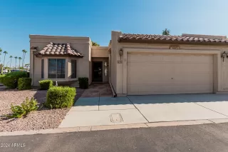 Photo #5: 6778470 Listing