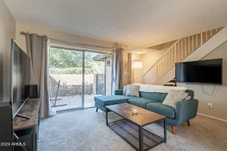 Photo #4: 6778771 Listing