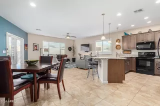 Photo #3: 6779128 Listing 