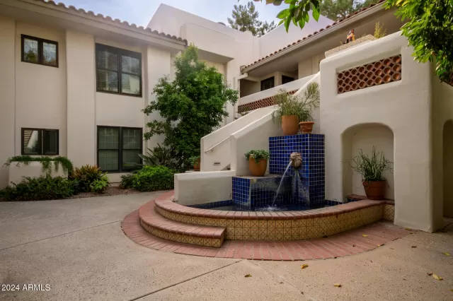 MLS: 6779332 Condo For Sale